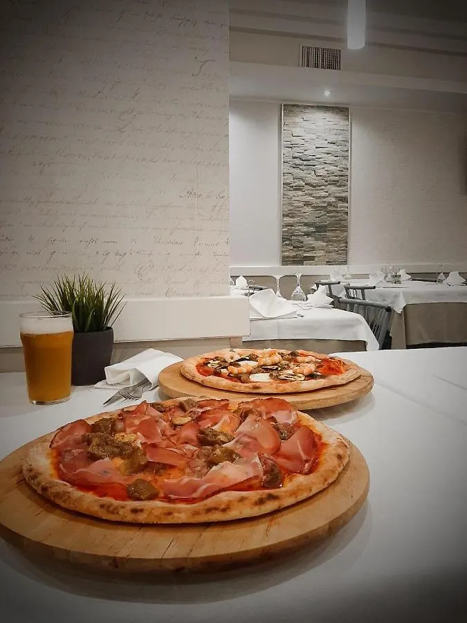 Central Park Casarile 3*,  イタリア